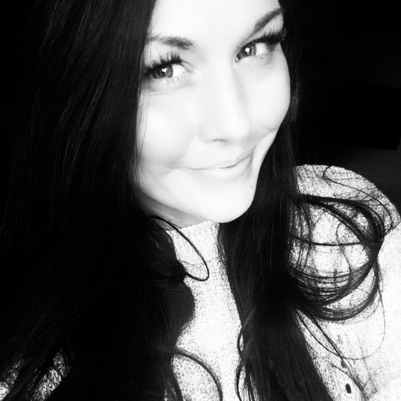 Meet your Posher, Joey - Picture 2 of 2